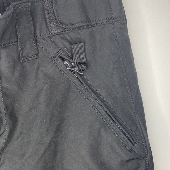 Gap boys snow pants for age 12 yrs - Picture 5 of 6